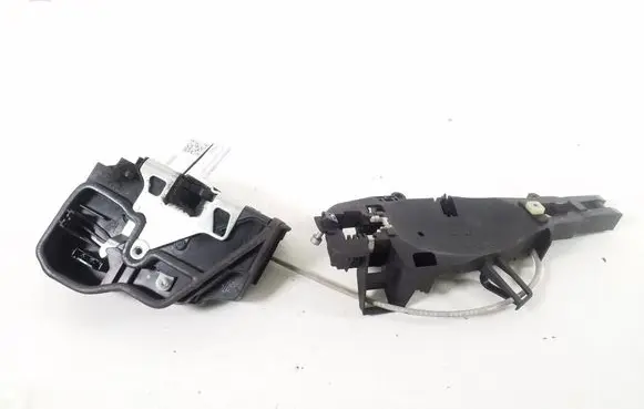 BMW X1 E84 Rear door lock 7229459