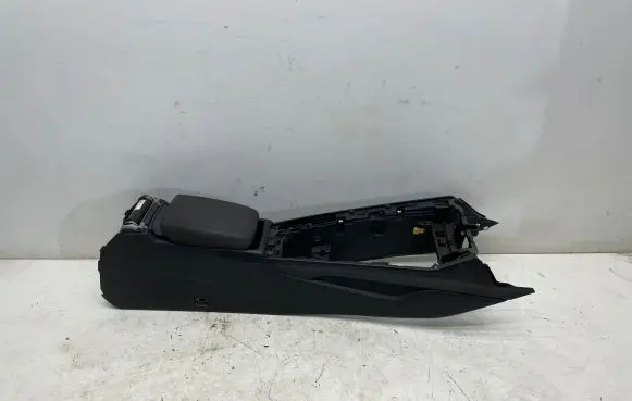 Audi A4 S4 B9 Center console