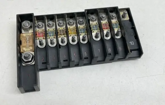 Volkswagen Transporter - Caravelle T6 Fuse module 7H0937550A 701387885