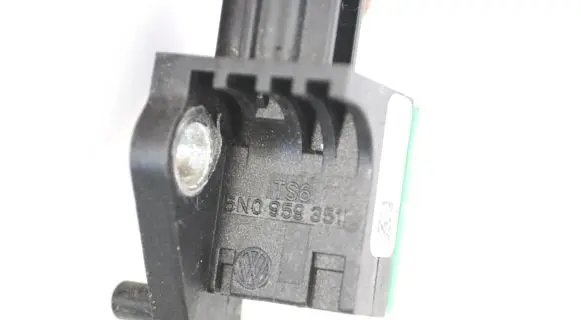 Volkswagen PASSAT CC Airbag deployment crash/impact sensor 5N0959351