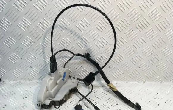 Renault Espace - Grand espace IV Front door lock