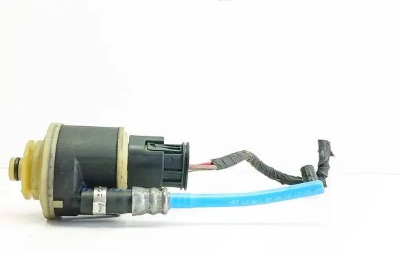 BMW 5 F10 F11 Fuel filter heater 8517897 1704122129