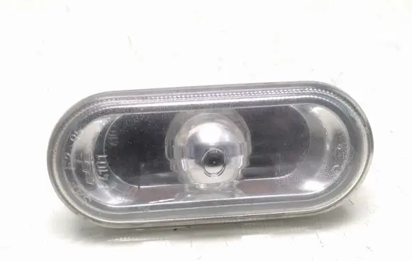 Volkswagen Golf IV Front fender indicator light 1J0949117