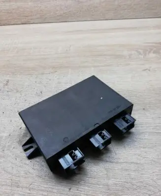 BMW 5 E39 Parking PDC control unit/module 8985500
