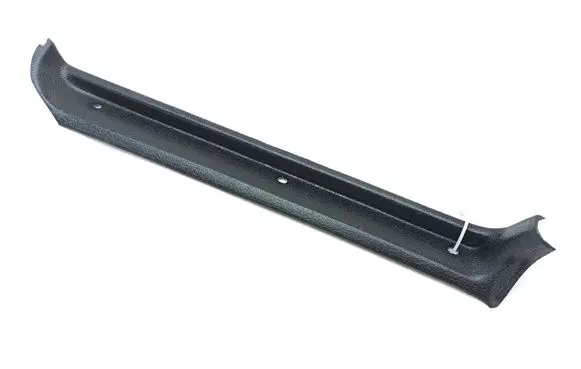 Volvo 240 (A) pillar trim 1204582