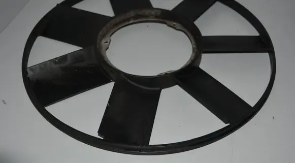 BMW 5 E39 Fan impeller 2249215