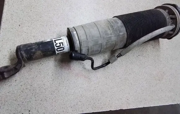 Mercedes-Benz S W222 Air suspension front shock absorber A2223200513 A222320051380