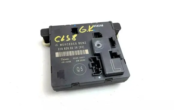 Mercedes-Benz CLS C219 Door control unit/module 2198200226