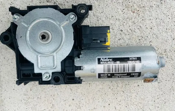 Audi S5 F5 Sunroof motor/actuator 10045162