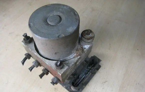 Citroen C4 I ABS Pump 0265800395