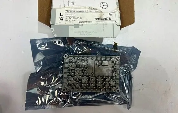 Mercedes-Benz B W247 LED ballast control module A2479002113