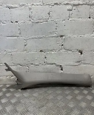 BMW 1 F20 F21 (A) pillar trim 7221024
