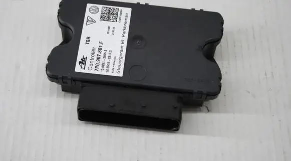 Porsche Cayenne (92A) Rear brake EMF control unit/module 7P0907801F