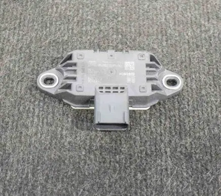Opel Mokka Acceleration sensor 13587220 0265005928