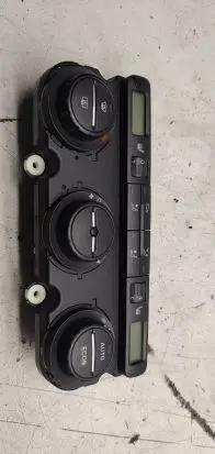 Skoda Octavia Mk2 (1Z) Climate control unit