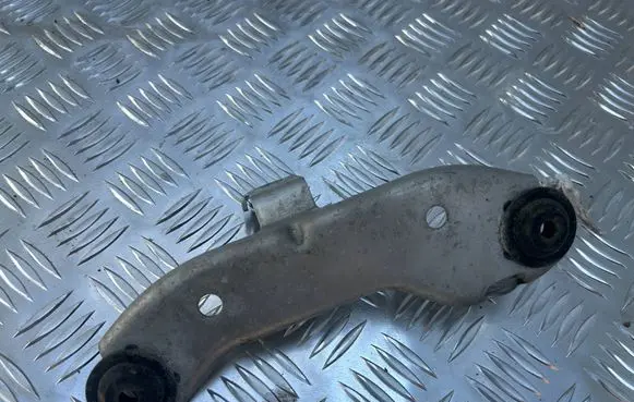 BMW 5 G30 G31 G38 Other engine bay part 7357219