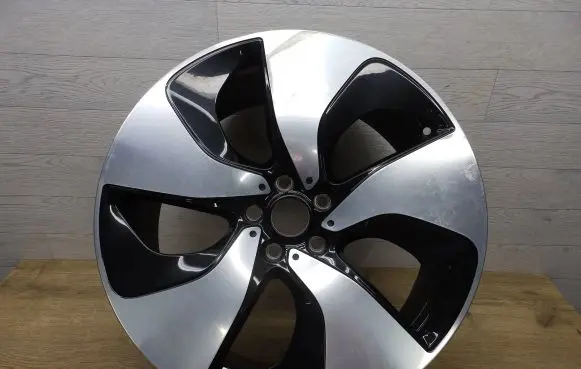 BMW i8 R20 alloy rim 6857575