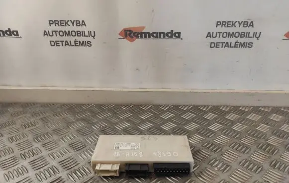 BMW 5 E39 Comfort/convenience module 61358376693