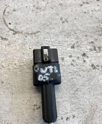 Mitsubishi Outlander Brake pedal sensor switch