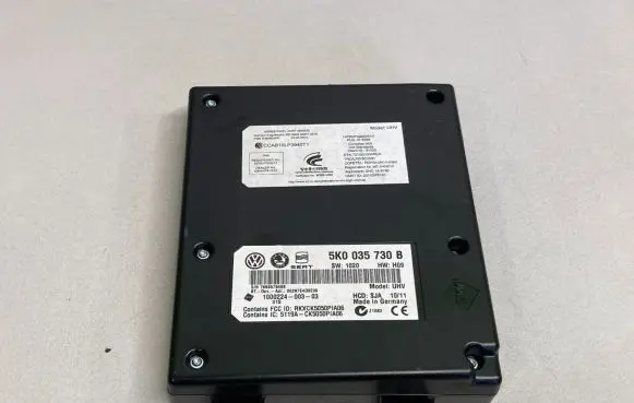 Volkswagen PASSAT B7 Bluetooth control unit module 5K0035730B