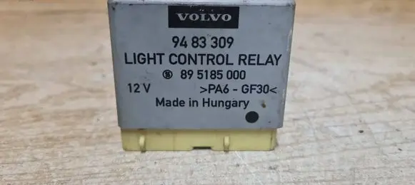 Volvo S70 V70 V70 XC Light relay 9483309