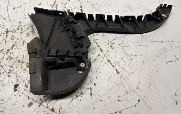 Volvo XC70 Rear bumper mounting bracket BP3EA