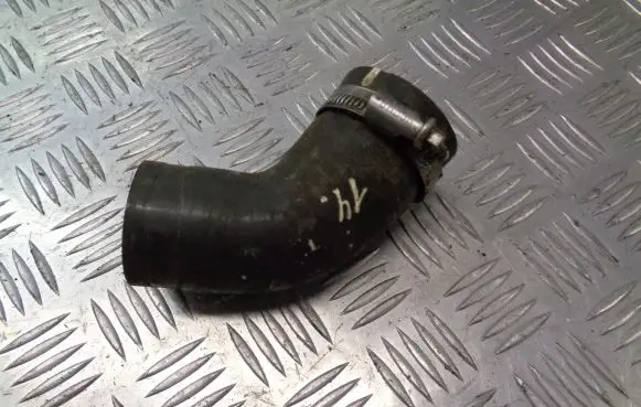 Alfa Romeo 147 Air intake hose/pipe