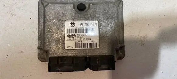 Skoda Fabia Mk1 (6Y) Engine control unit/module 036906034CE 6160066007 3SM3AF91E