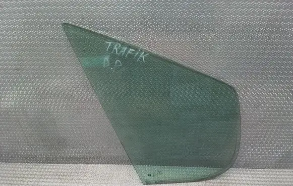 Opel Vivaro Front door vent window glass four-door 