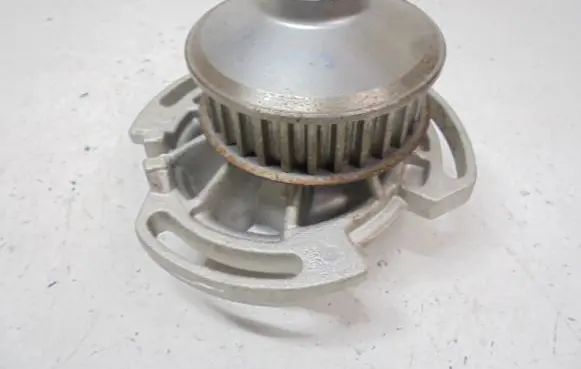Volkswagen Golf II Water pump