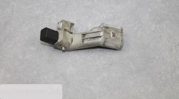 Skoda Octavia Mk2 (1Z) Camshaft position sensor 03C906433A