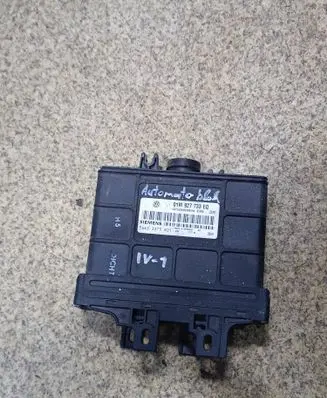 Volkswagen Golf IV Gearbox control unit/module 01M927733EQ 5WK33375K01