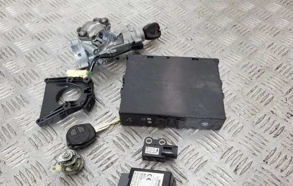 Suzuki Jimny Engine ECU kit and lock set 