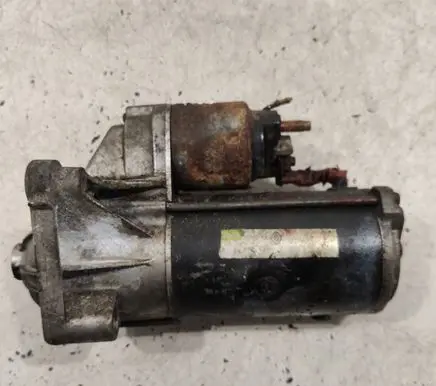 Renault Megane II Starter motor D7R49 8200331251