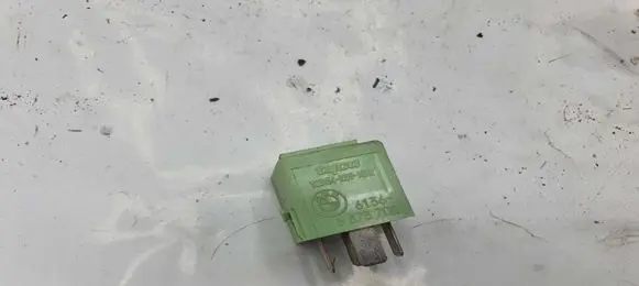 BMW 5 E39 Other relay 61368373700