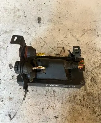 Peugeot 806 Fuse module P80621D