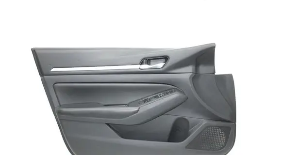 Nissan Altima Front door card panel trim 809116CA0A 809A19HB6C