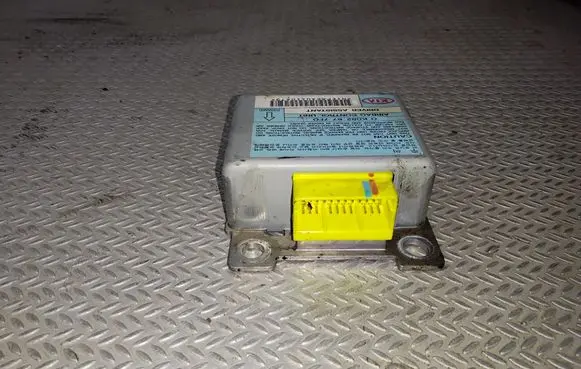 KIA Sportage Airbag control unit/module 0K082677F0 4079332750