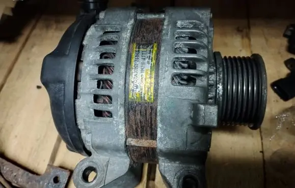 Lexus IS 220D-250-350 Generator/alternator 2706026030