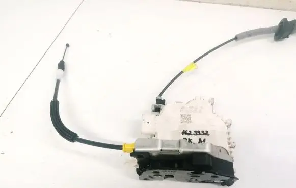 Audi A3 S3 8V Front door lock 8X2837015