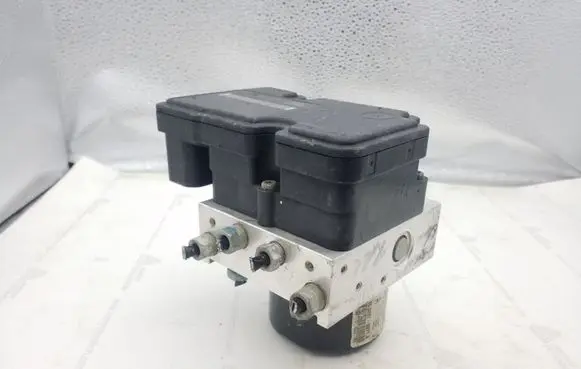 Ford Focus ABS Pump 3M512M110JA 10020700714 10097001243