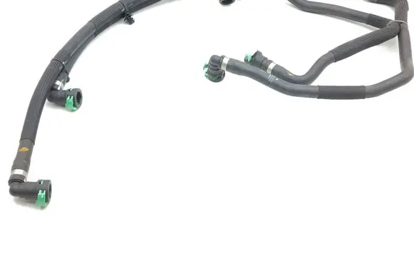 Ford Kuga III Hybrid/electric vehicle battery cooling hoses/tubes 
