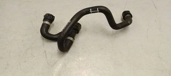 BMW i4 Engine coolant pipe/hose 8477901