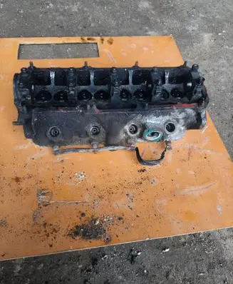 Volkswagen Transporter - Caravelle T3 Engine head 