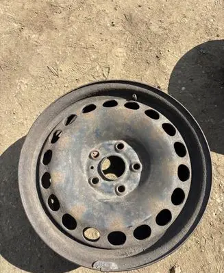 Volkswagen Touran I R16 steel rim 3C0601027H