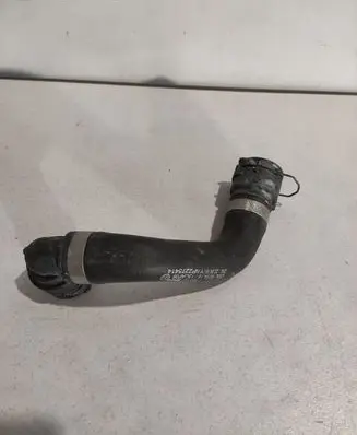 Mercedes-Benz C W205 Engine coolant pipe/hose A2050017000