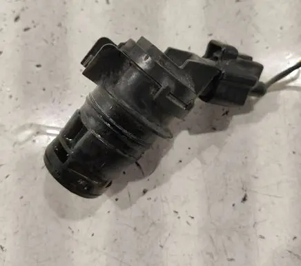 Mazda 3 I Windscreen/windshield washer pump 8603102451