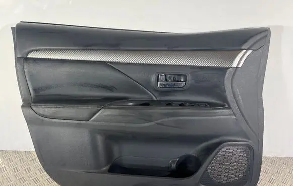 Mitsubishi Outlander Front door card panel trim