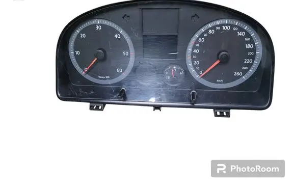 Volkswagen Caddy Speedometer (instrument cluster) 2K0920844C