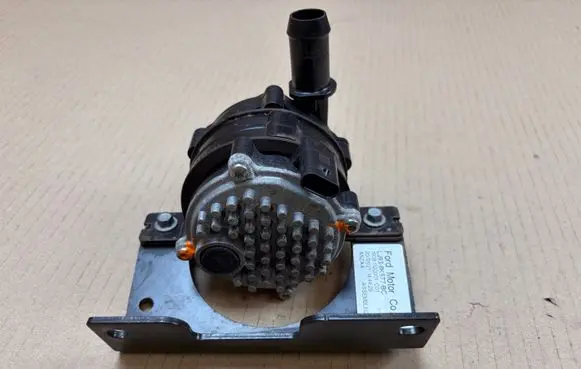 Ford Mustang Mach-E Electric auxiliary coolant/water pump LJ938K577BC